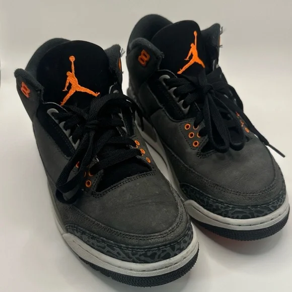Jordan Shoes Black and Orange - Picture 4 of 9